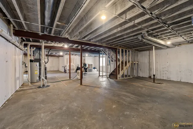 $495,000 | 6 Lake Vista Court, Lake Villa, IL 60046