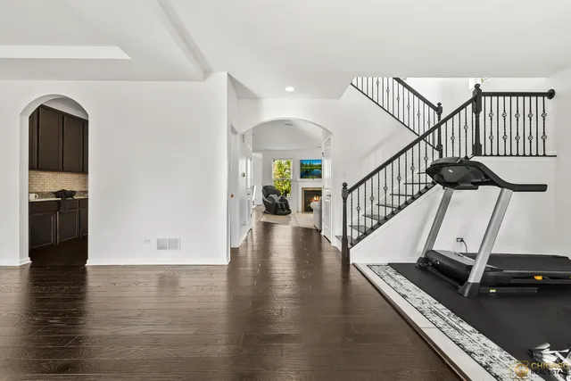 $495,000 | 6 Lake Vista Court, Lake Villa, IL 60046