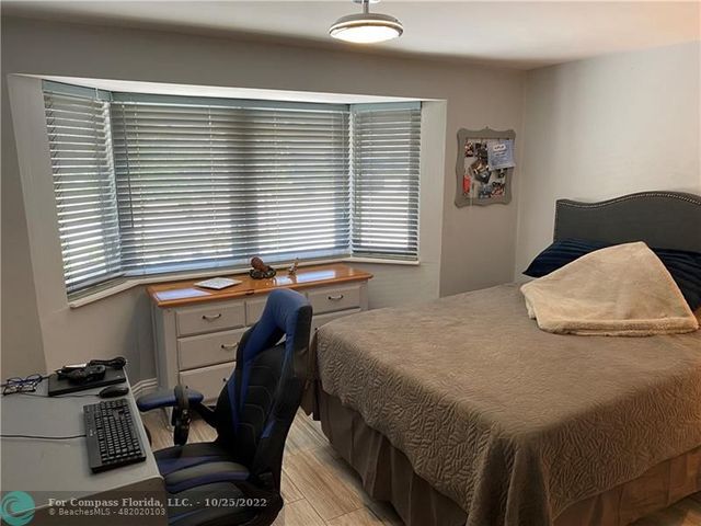 $1,950,000 | 2311 Northeast 48th Street, Lighthouse Point, FL 33064