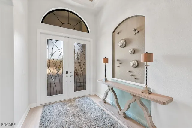 view of hall way with mirror