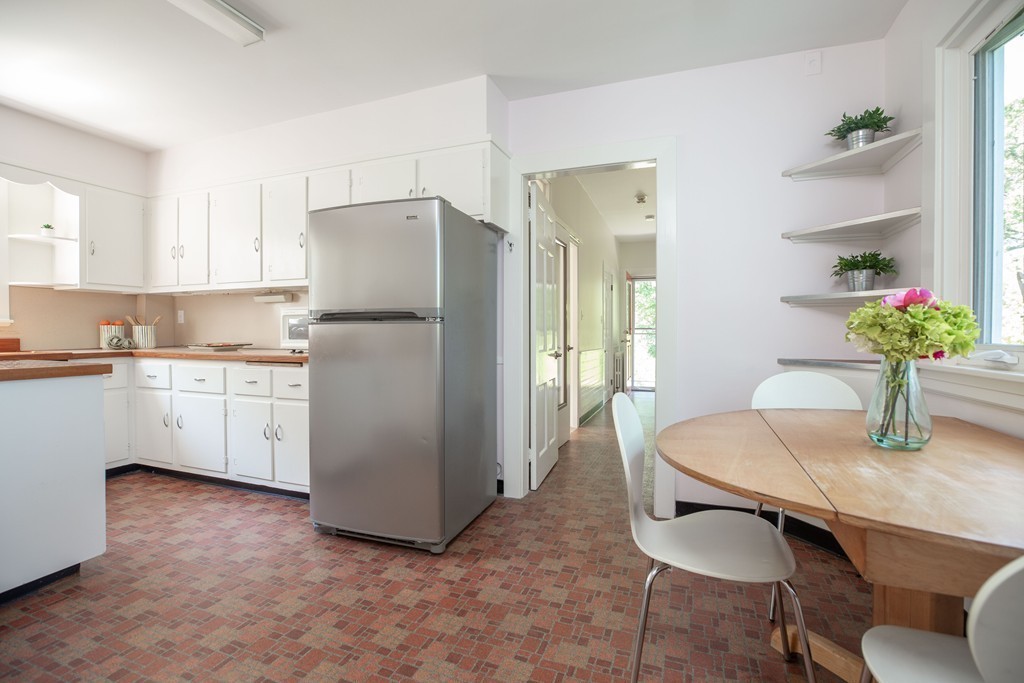 15 Bracebridge Road Newton, MA 02459 - Photo 13 of 30