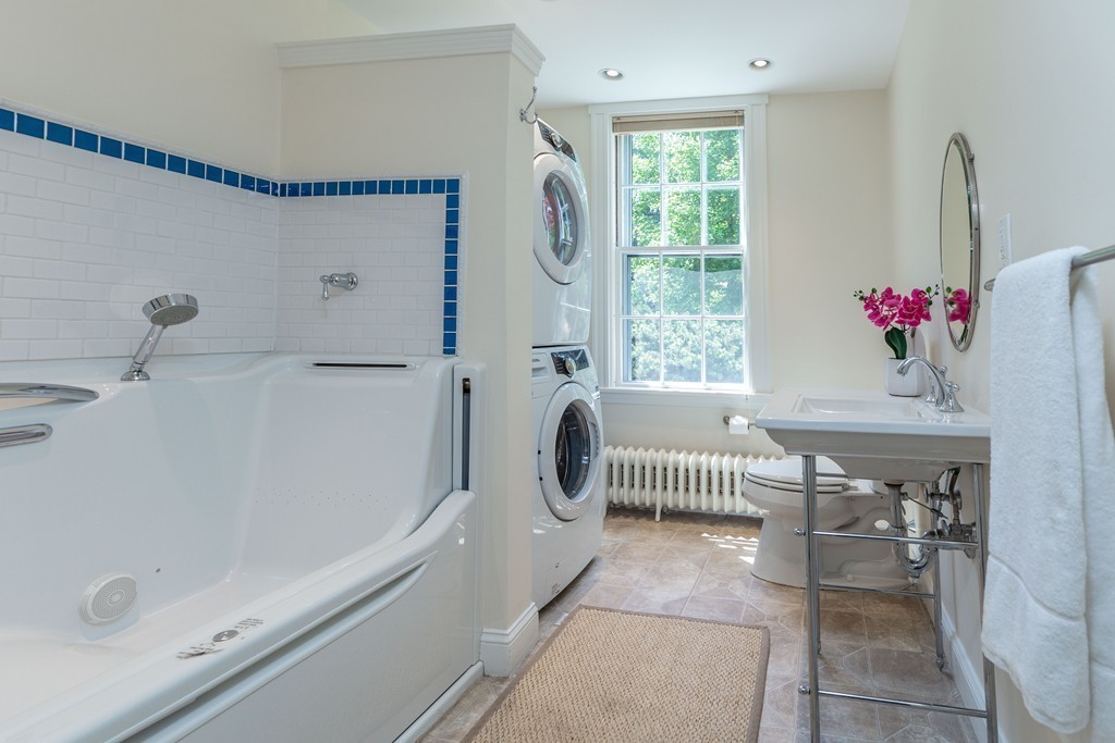 15 Bracebridge Road Newton, MA 02459 - Photo 15 of 30