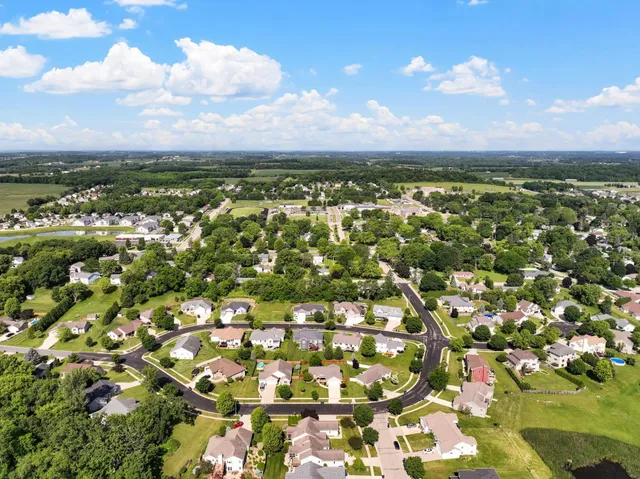 $444,900 | 209 Morningside Drive, Deerfield, WI 53531