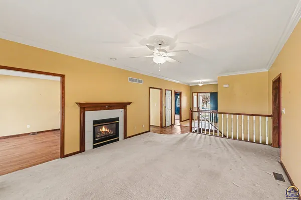 $284,000 | 2448 Southwest Golf View Court, Topeka, KS 66614