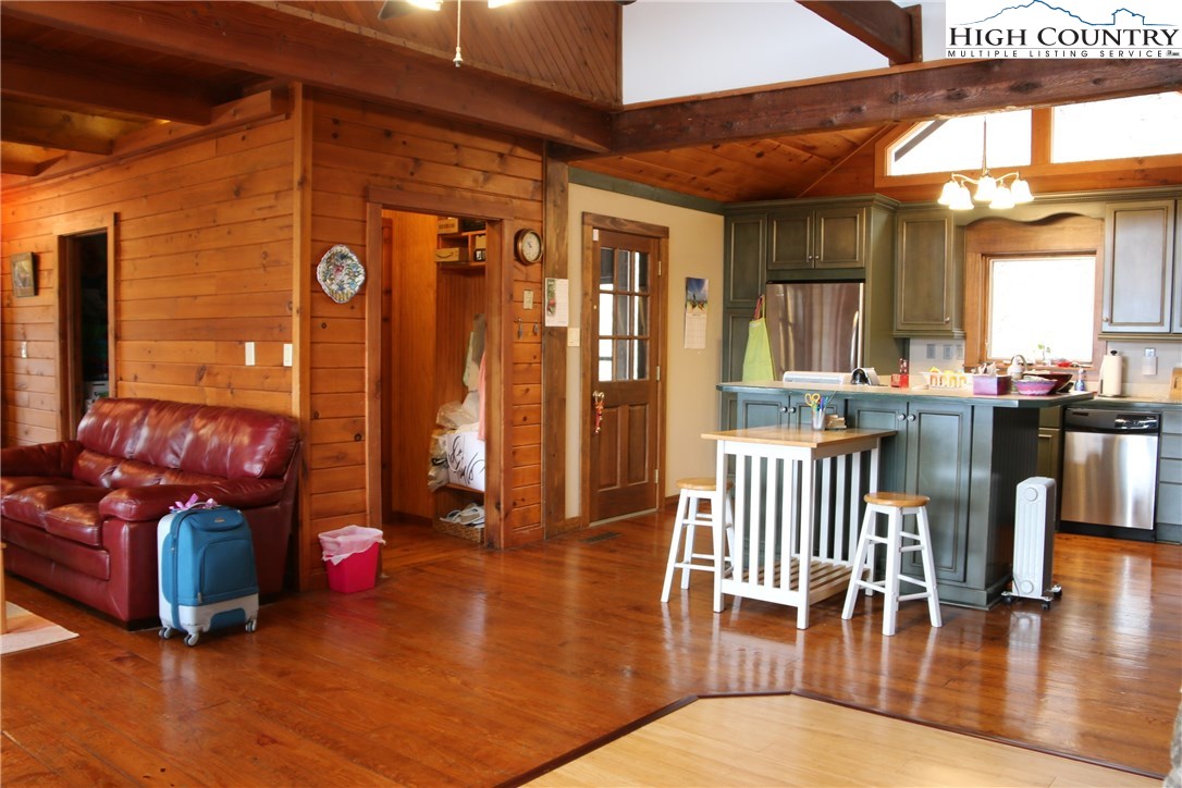 690 Lynn Hill Road Boone, NC 28607 - Photo 11 of 40 Gallery Image 11
