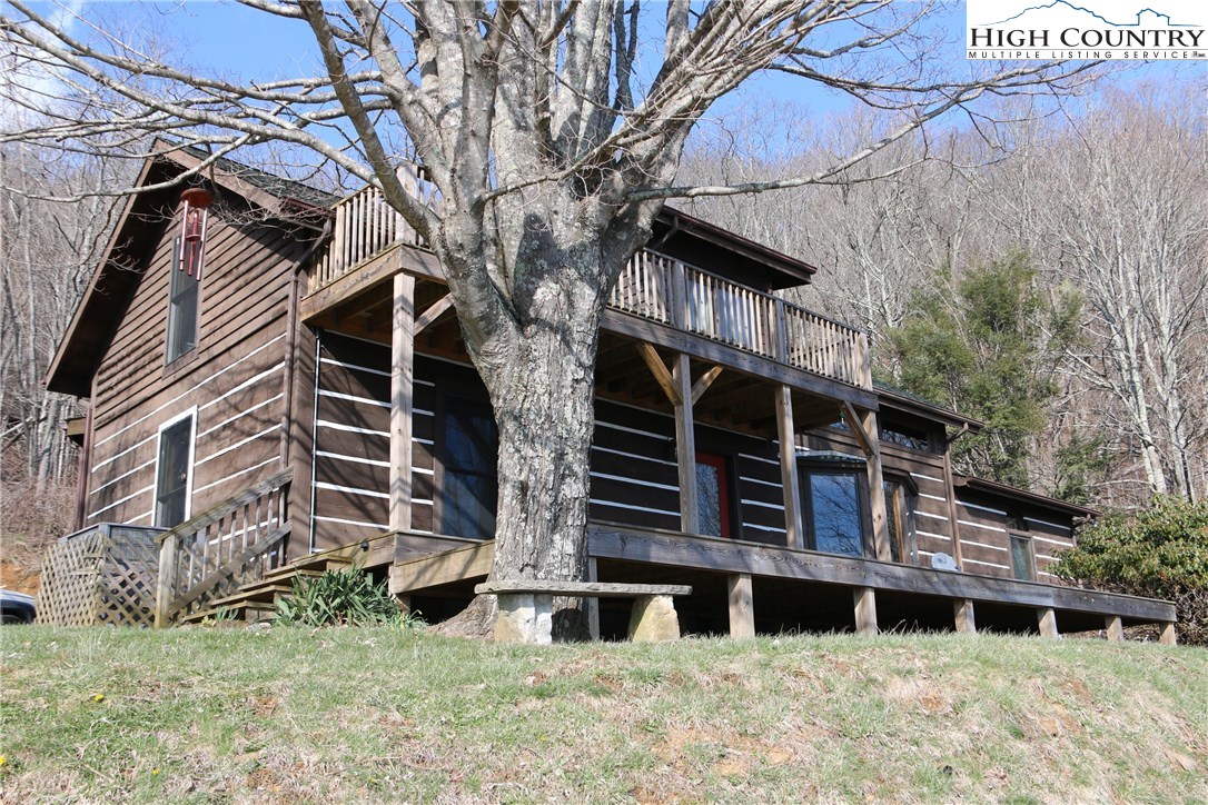 690 Lynn Hill Road Boone, NC 28607 - Photo 2 of 40 Gallery Image 2