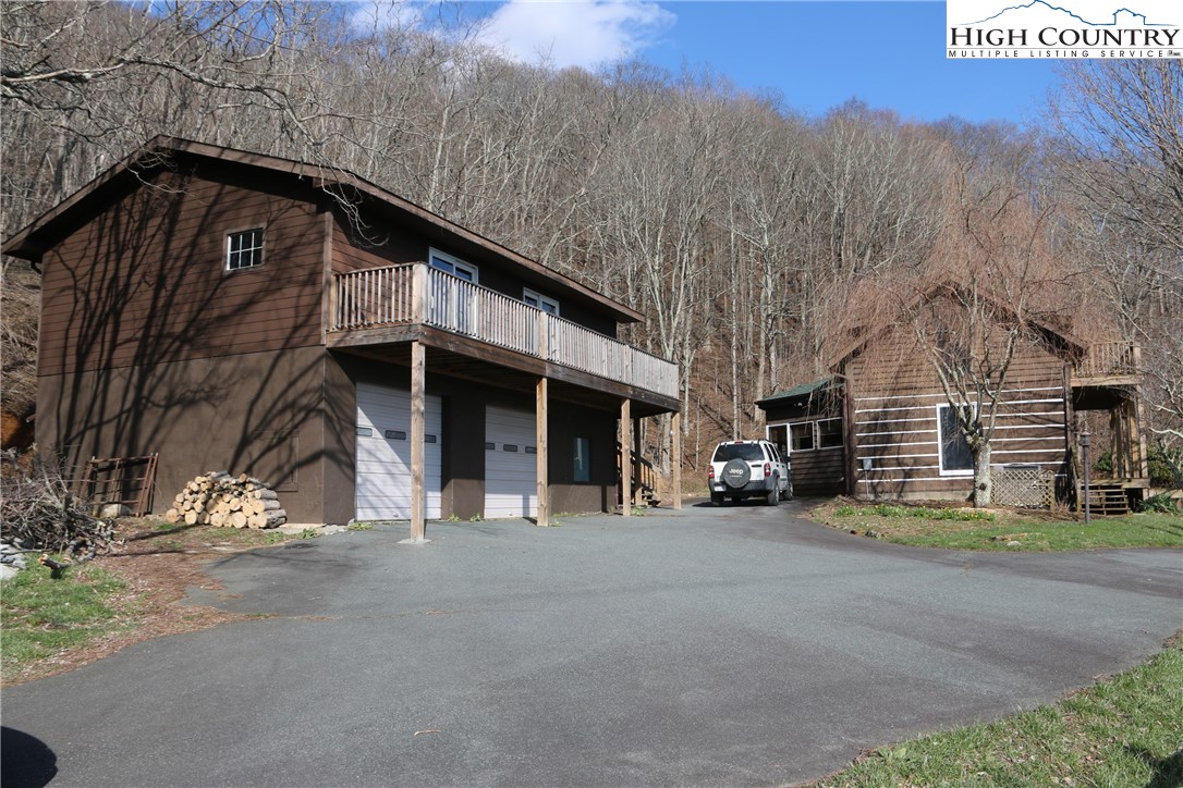 690 Lynn Hill Road Boone, NC 28607 - Photo 5 of 40 Gallery Image 5