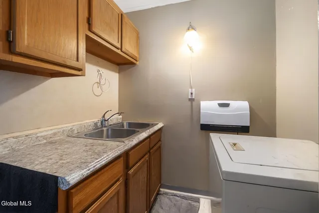 $290,000 | 124 Mountain View Avenue, Brunswick, NY 12180