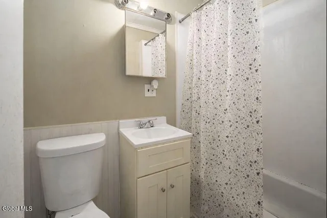 $290,000 | 124 Mountain View Avenue, Brunswick, NY 12180