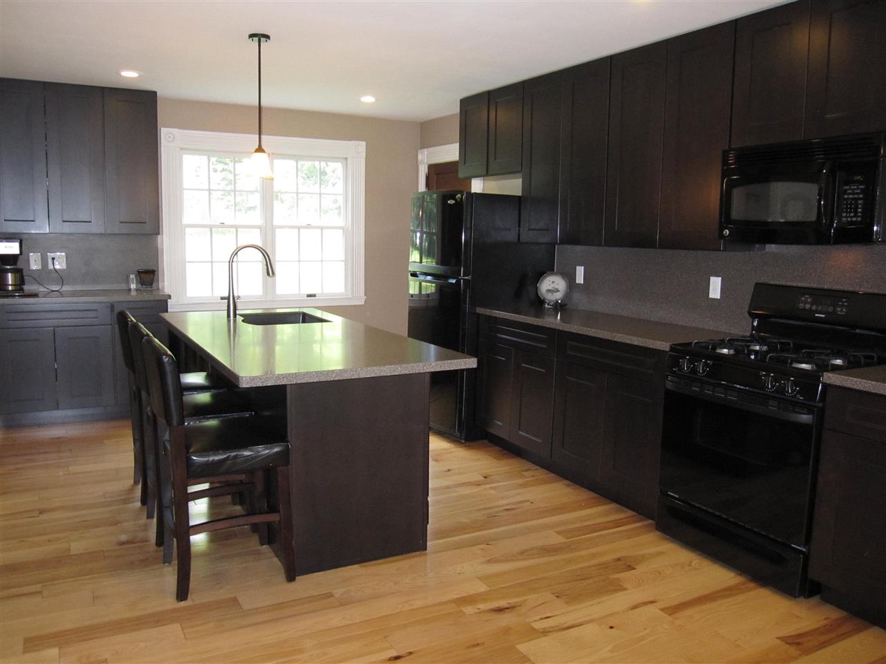 7676 Burr Oak Road Roscoe, IL 61073 - Photo 5 of 15 Gallery Image 5