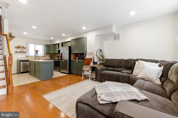 $4,100 | 1142 North Galloway Street, Philadelphia, PA 19123