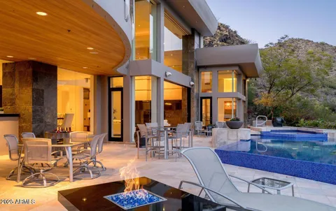 $7,490,000 | 4550 East Foothill Drive, Paradise Valley, AZ 85253