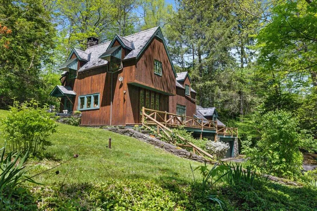 $1,250,000 | 1341 Beaver Valley Road, Stroudsburg, PA 18360