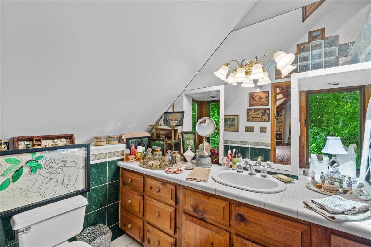 1341 Beaver Valley Road Stroudsburg, PA 18360 - Photo 53 of 86 Primary Bathroom