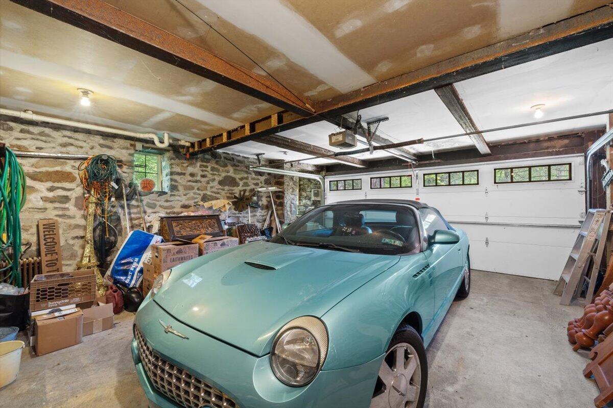1341 Beaver Valley Road Stroudsburg, PA 18360 - Photo 63 of 84 2 car garage