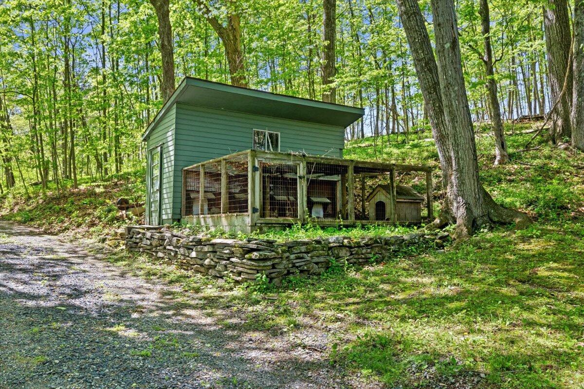 1341 Beaver Valley Road Stroudsburg, PA 18360 - Photo 68 of 84 front view of a house with a garden
