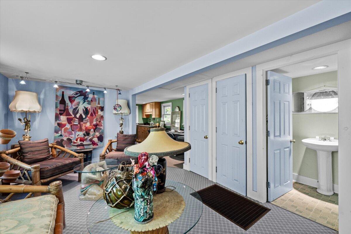 1341 Beaver Valley Road Stroudsburg, PA 18360 - Photo 74 of 84 Cottage LR