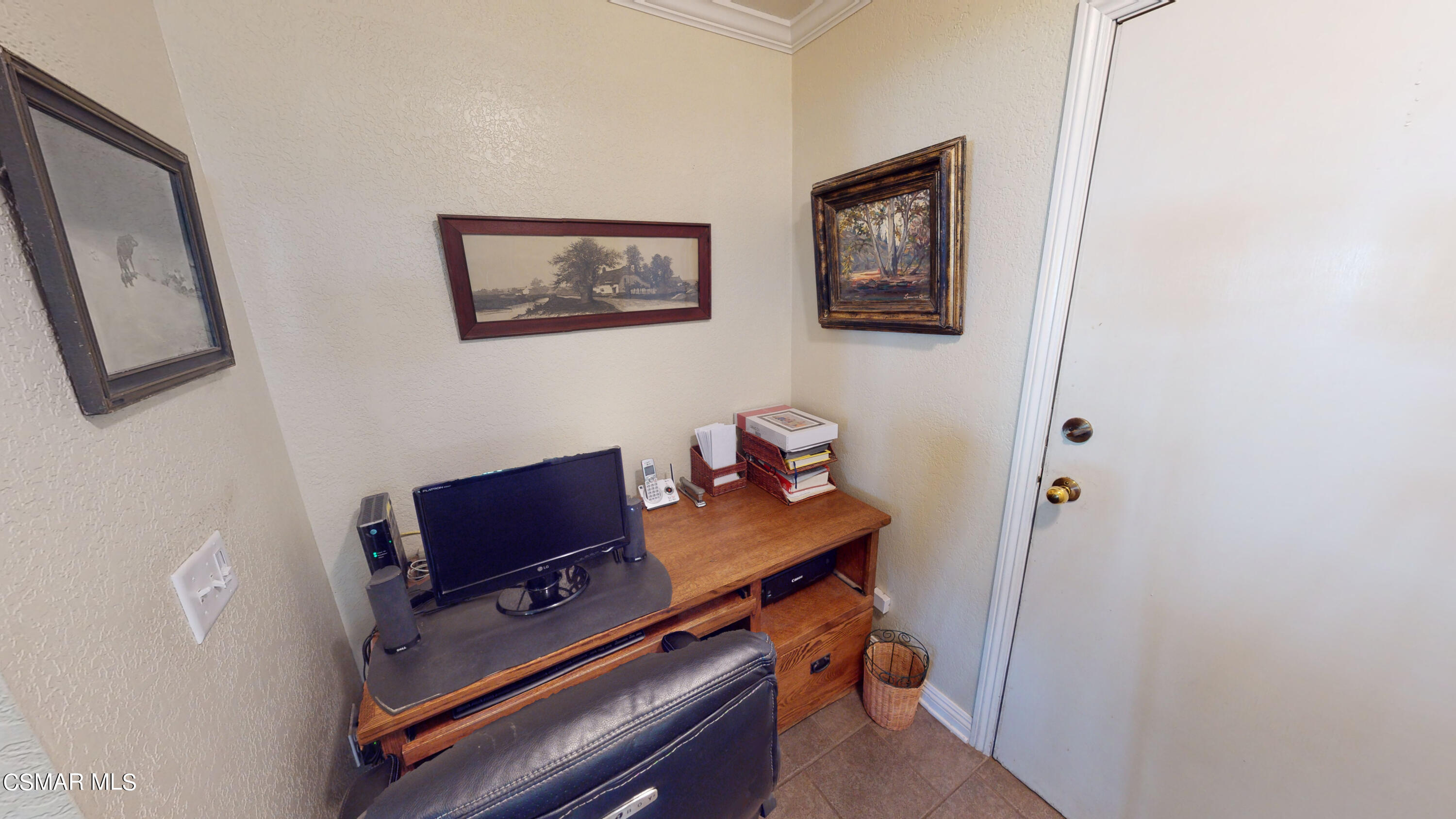 4865 Leeds Street Simi Valley, CA 93063 - Photo 21 of 91 61 house (28)