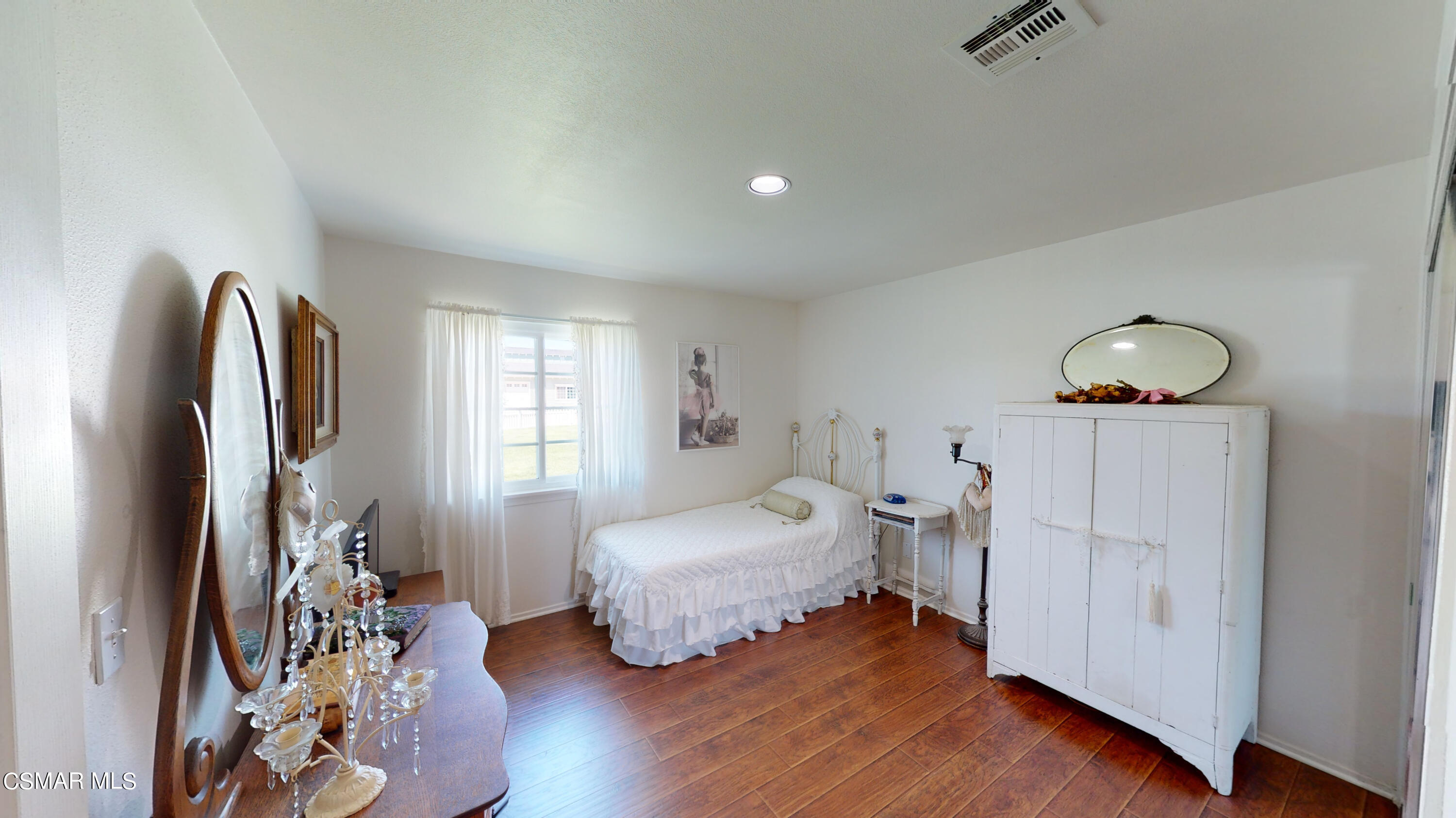 4865 Leeds Street Simi Valley, CA 93063 - Photo 26 of 91 90 BR