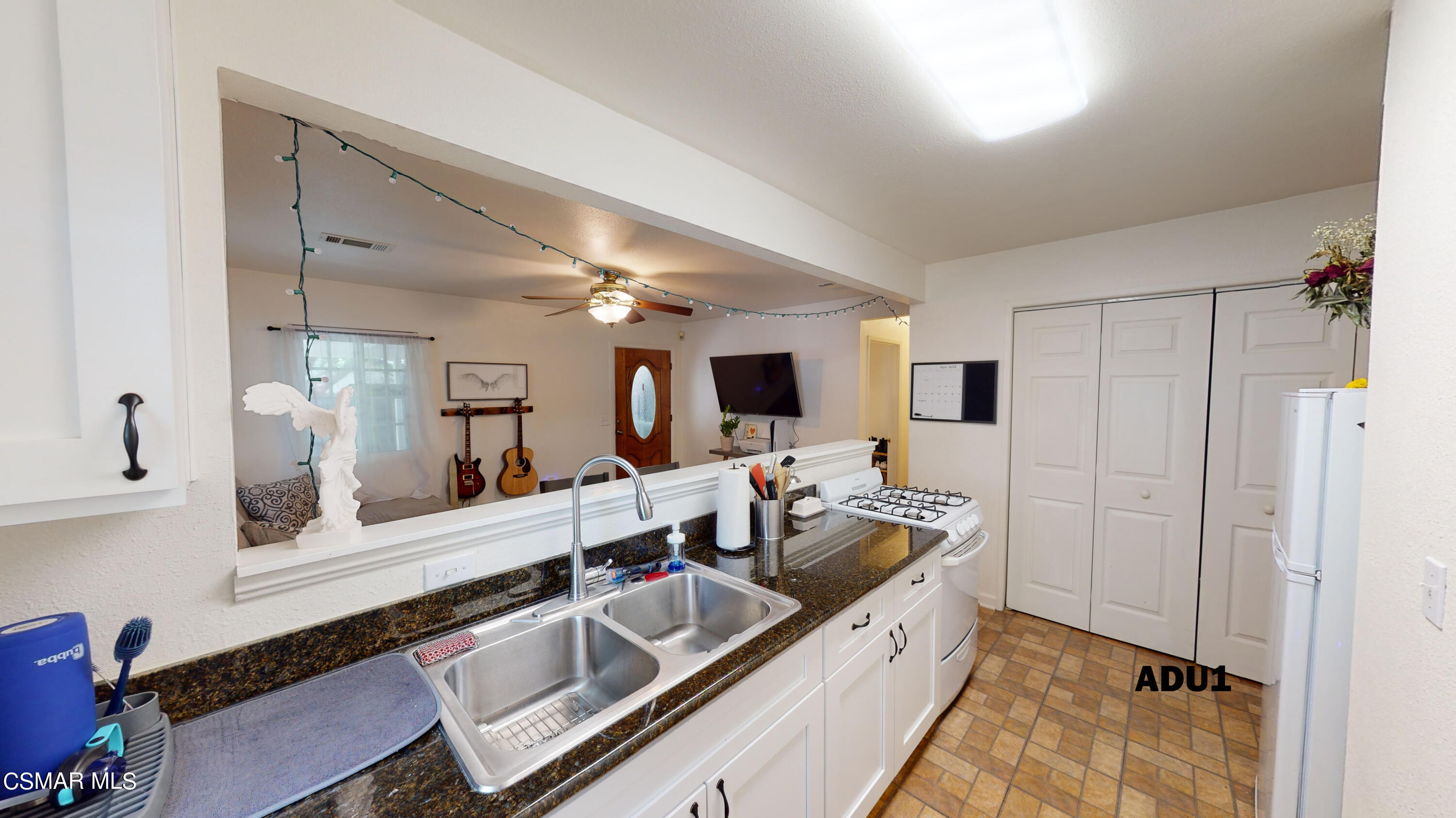 4865 Leeds Street Simi Valley, CA 93063 - Photo 48 of 91 185 adu1 (6)a