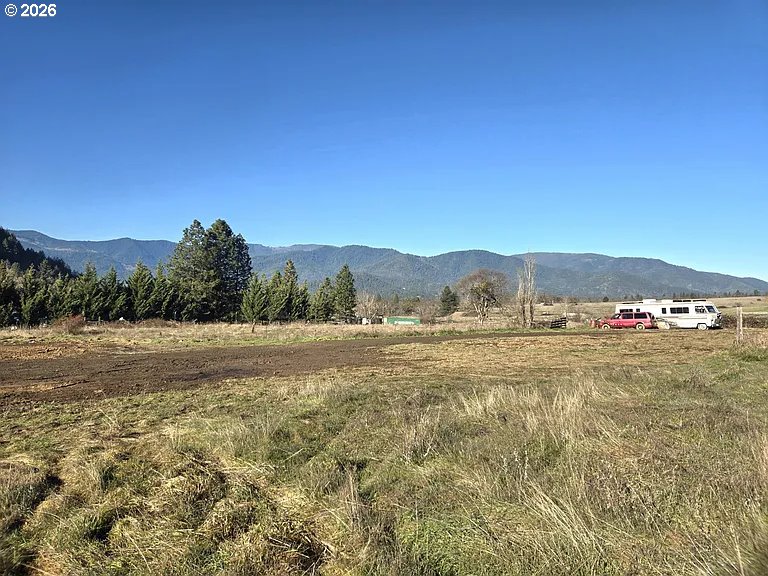 1065 Panther Gulch Road Williams, OR 97544 - Photo 5 of 14