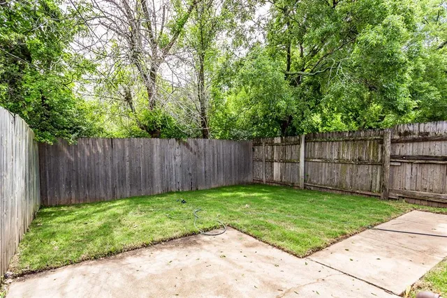 $1,850 | 1242 Misty Lane, Duncanville, TX 75116