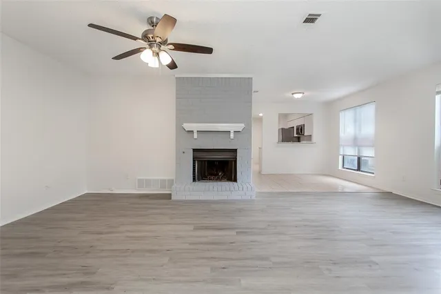 $1,850 | 1242 Misty Lane, Duncanville, TX 75116