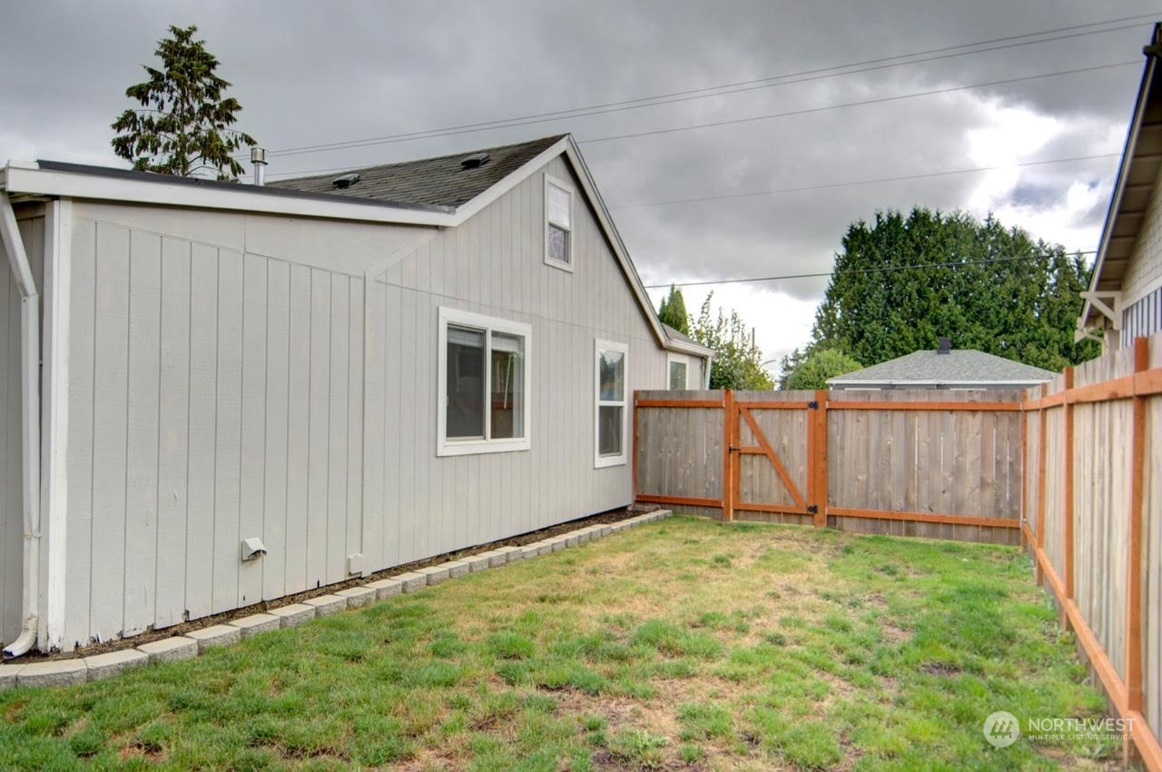 1321 Golf Club Road Southeast Lacey, WA 98503 - Photo 22 of 25 a view of a backyard