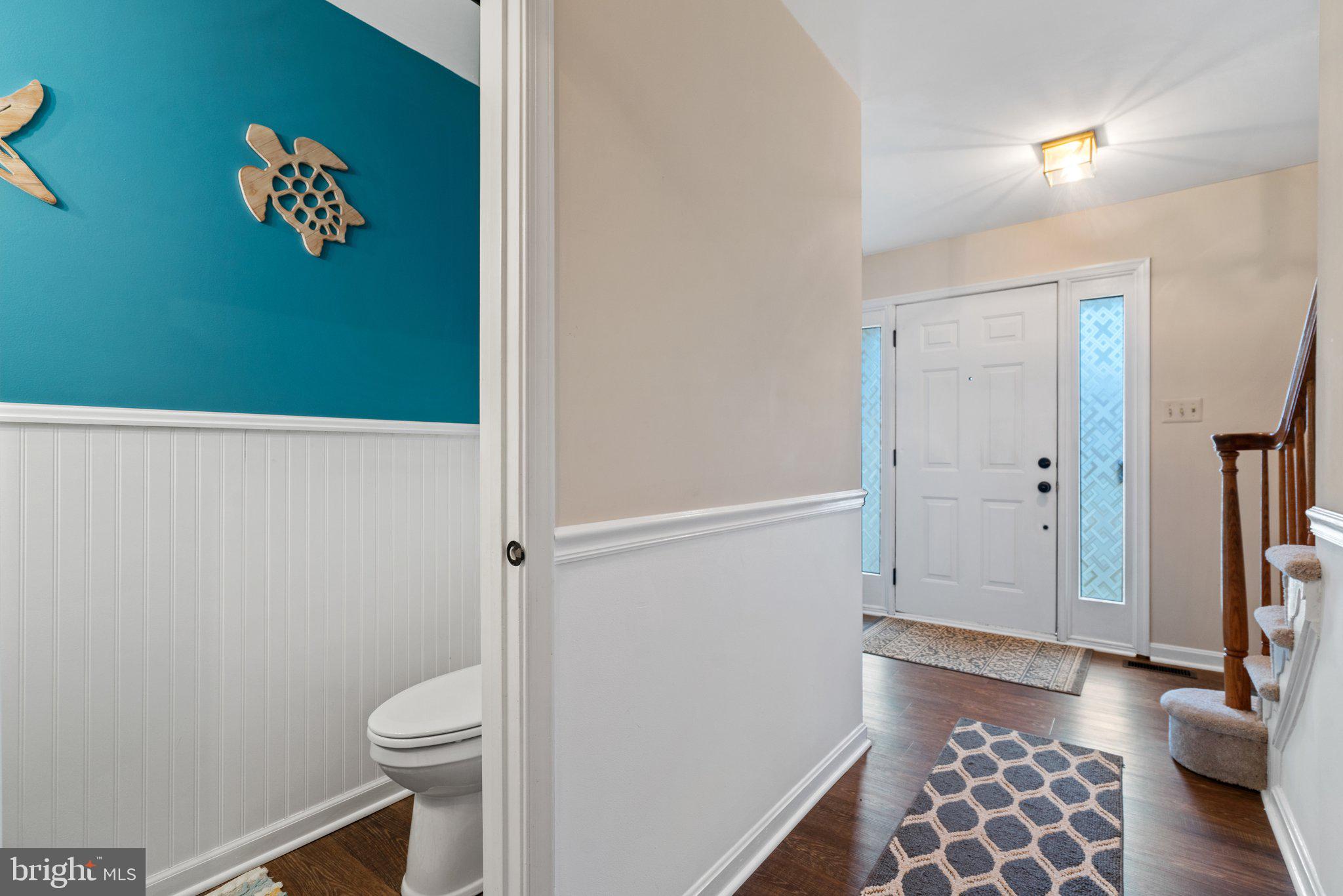 8015 Rocky Run Road Gainesville, VA 20155 - Photo 28 of 57 Foyer/Powder Room