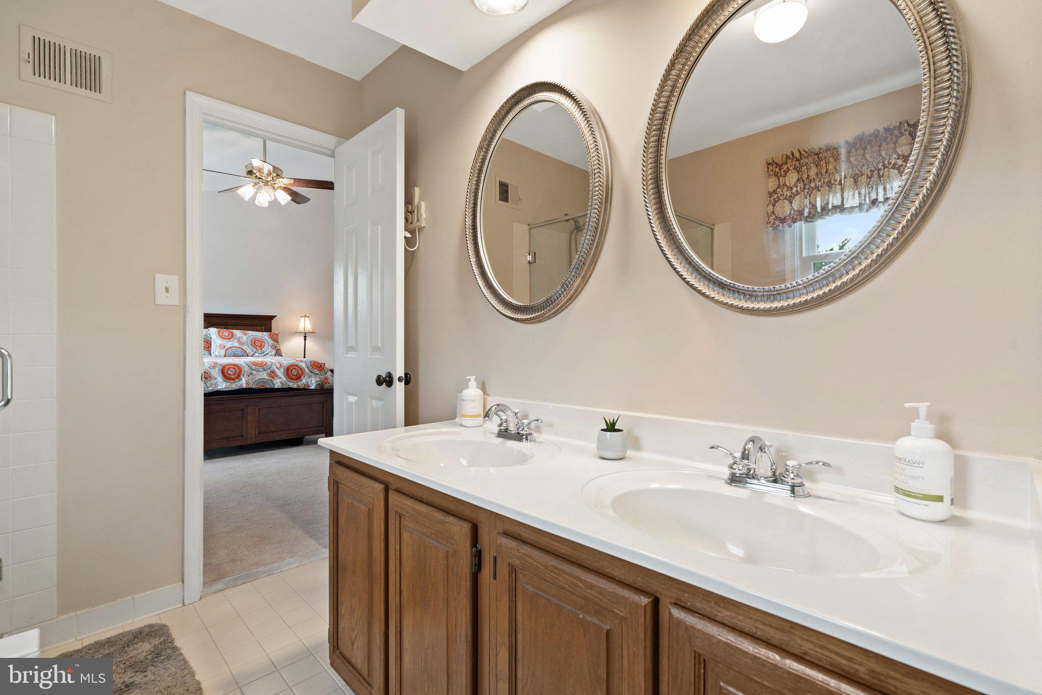 8015 Rocky Run Road Gainesville, VA 20155 - Photo 43 of 57 Primary Bath