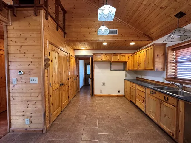 a view of a storage & utility room