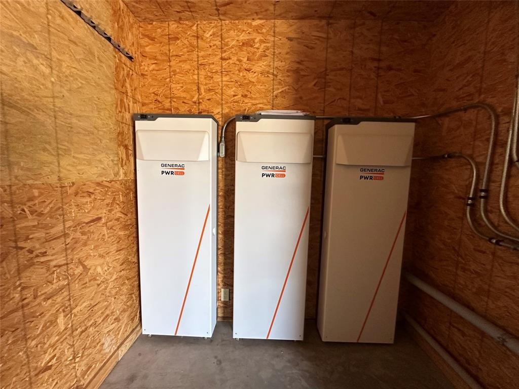 349 Lake Point Road Comanche, TX 76442 - Photo 39 of 40