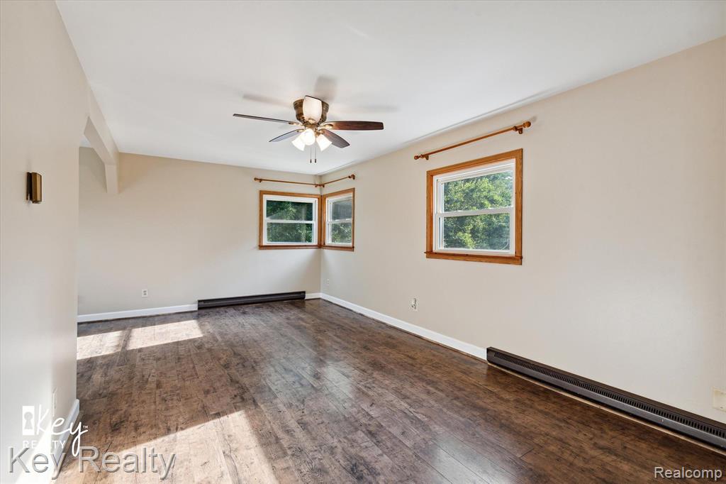 21390 Elwell Road Belleville, MI 48111 - Photo 7 of 41 Gallery Image 7
