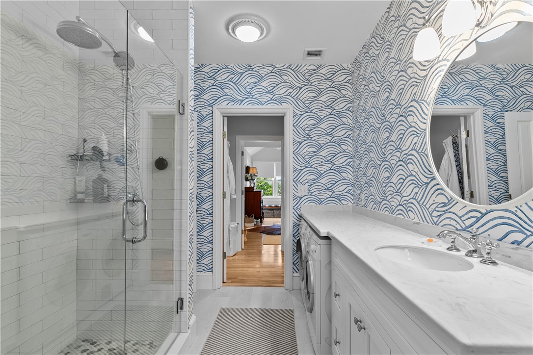 561 Indian Avenue Middletown, RI 02842 - Photo 29 of 42