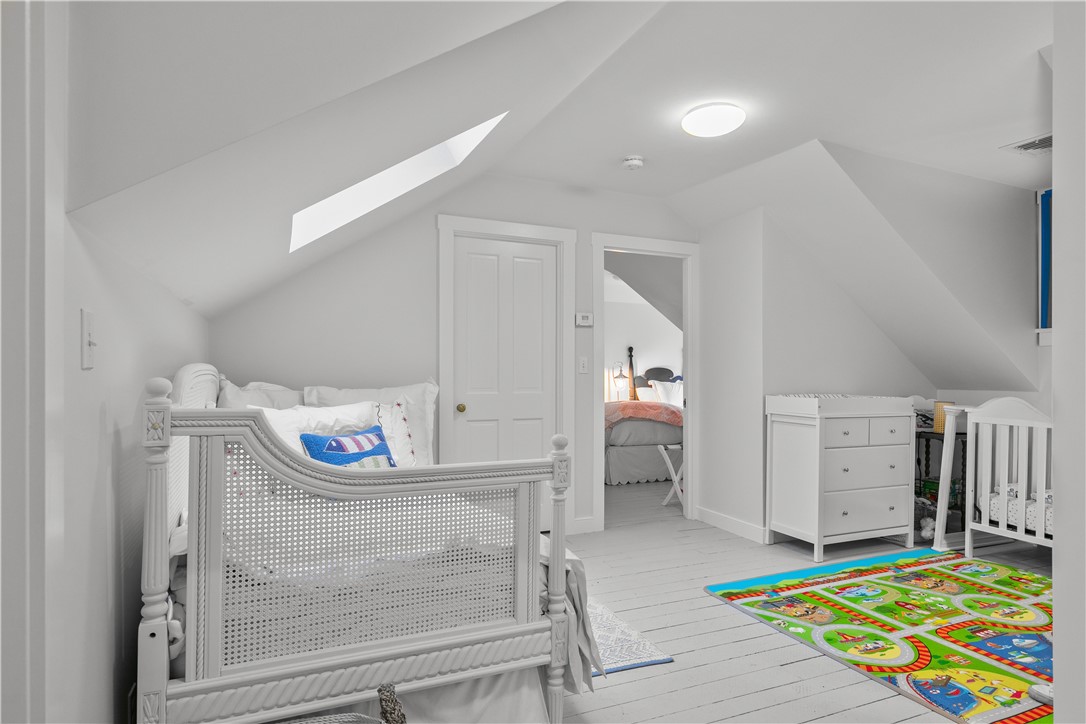 561 Indian Avenue Middletown, RI 02842 - Photo 31 of 42