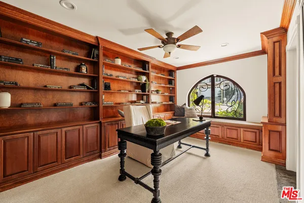 $2,495,000 | 11411 Dona Lola Drive, Studio City, CA 91604
