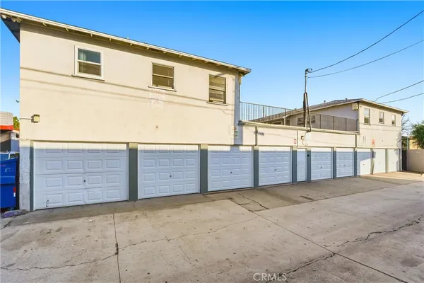 a view of a house with a garage