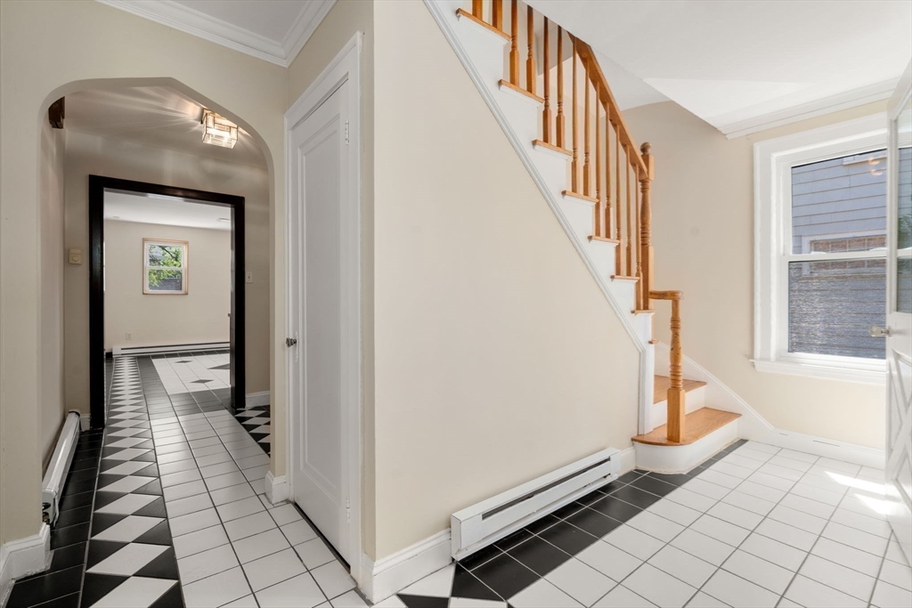 261 Russett Road Brookline, MA 02467 - Photo 13 of 36