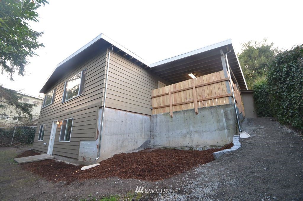 305 Northwest 6th Street Renton, WA 98057 - Photo 11 of 11 Gallery Image 11