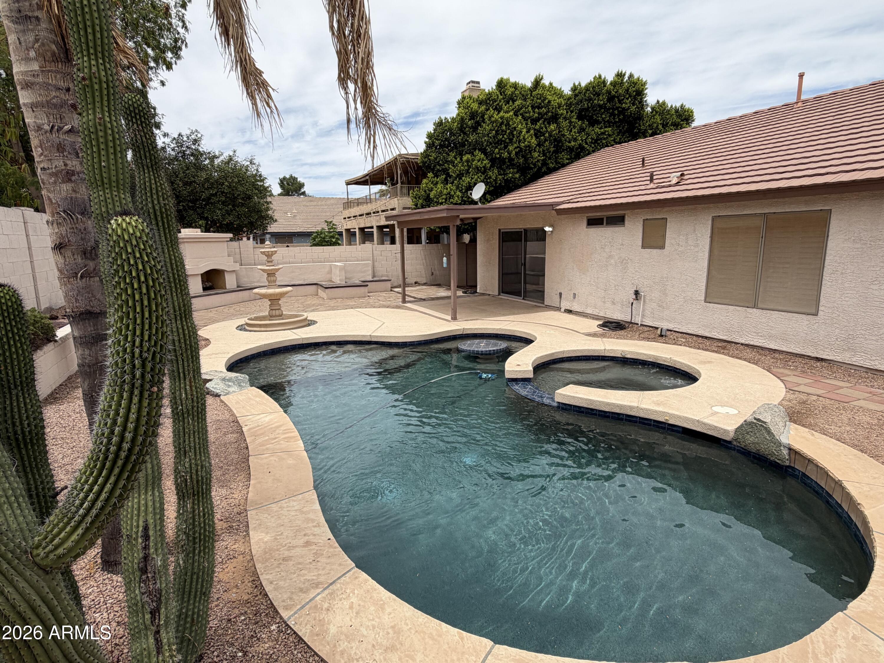 735 West Aviary Way Gilbert, AZ 85233 - Photo 3 of 17