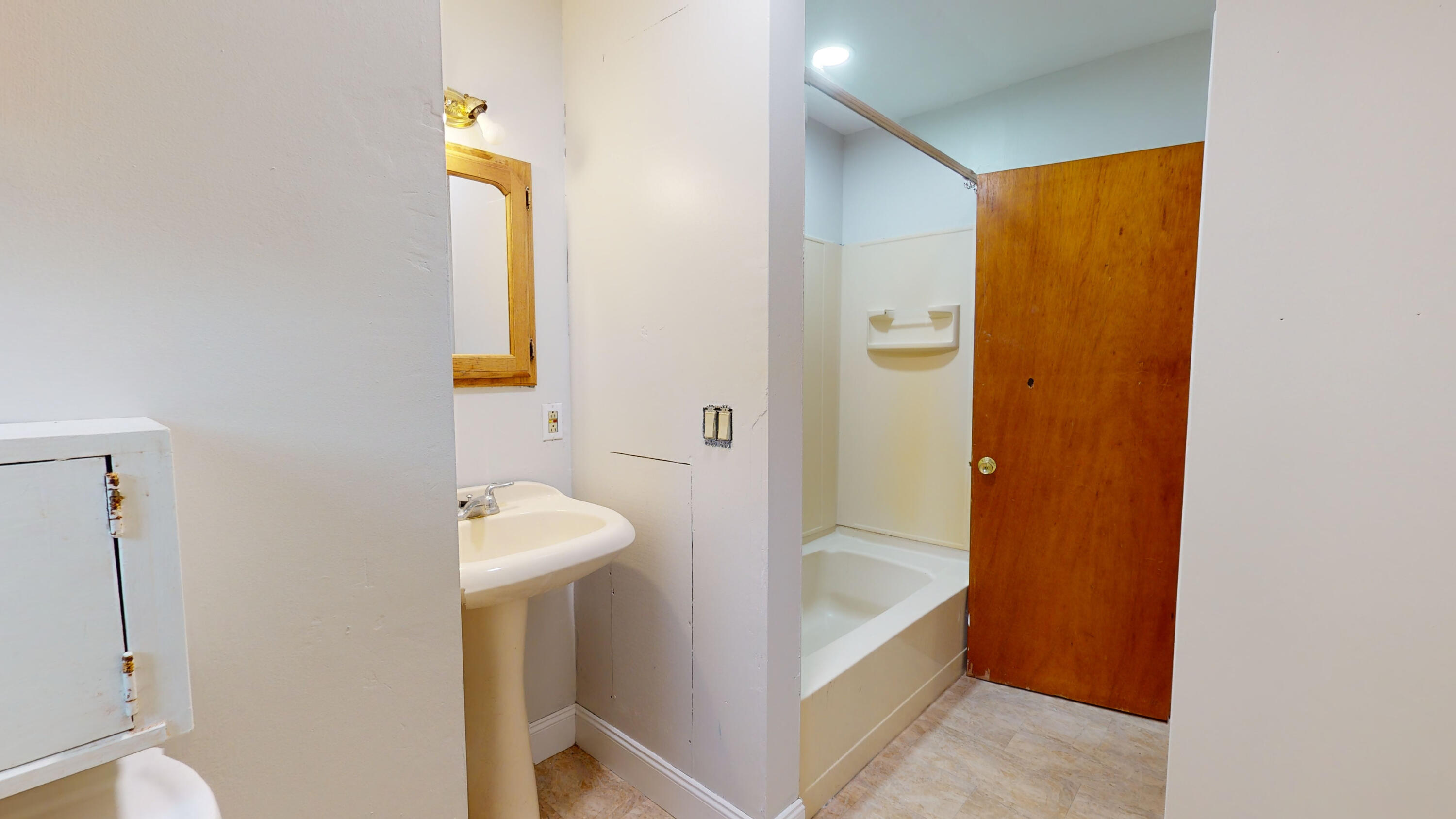 667 Kennebec Road Hampden, ME 04444 - Photo 13 of 35 10