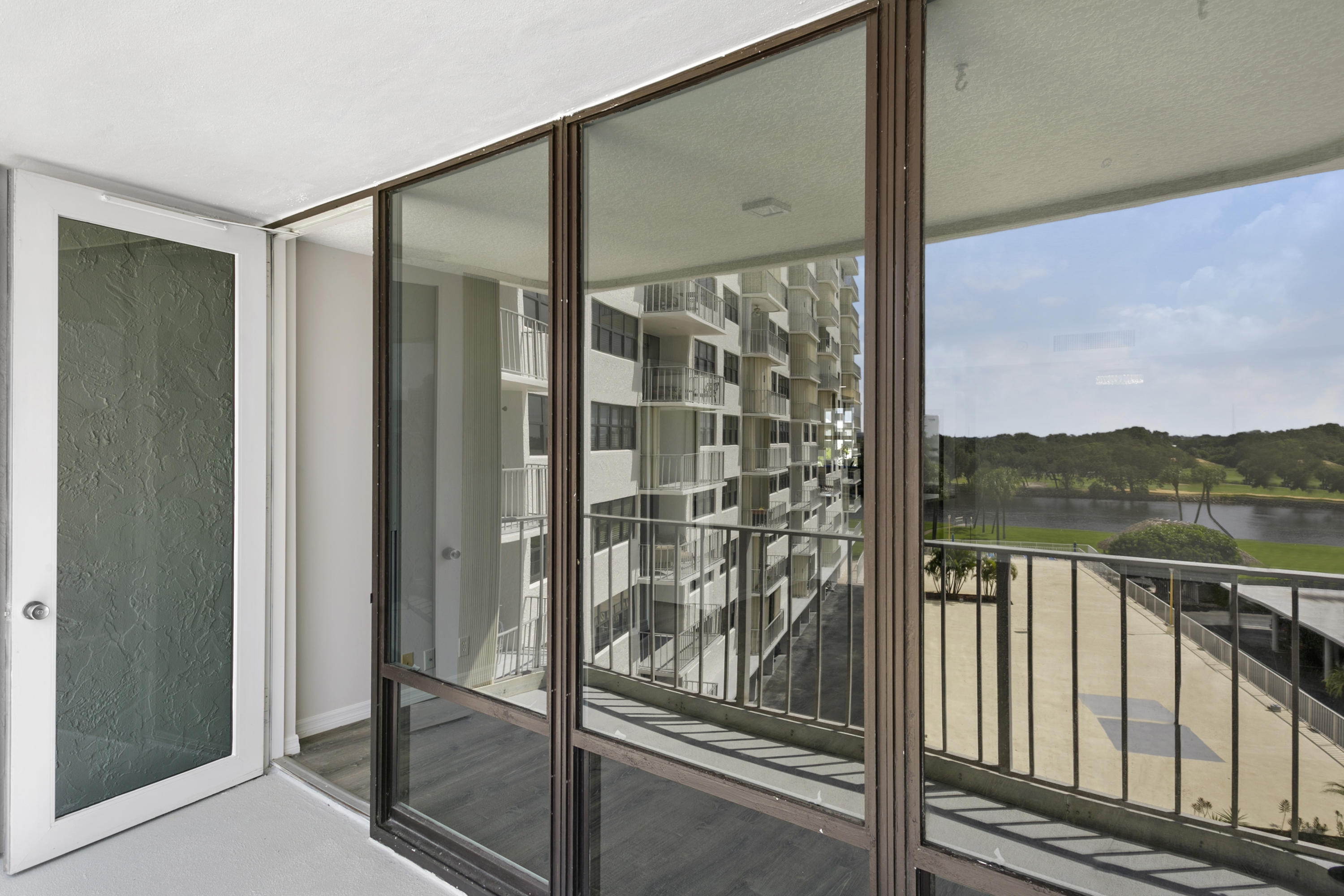 336 Golfview Road, Unit 515 North Palm Beach, FL 33408 - Photo 7 of 18 Balcony
