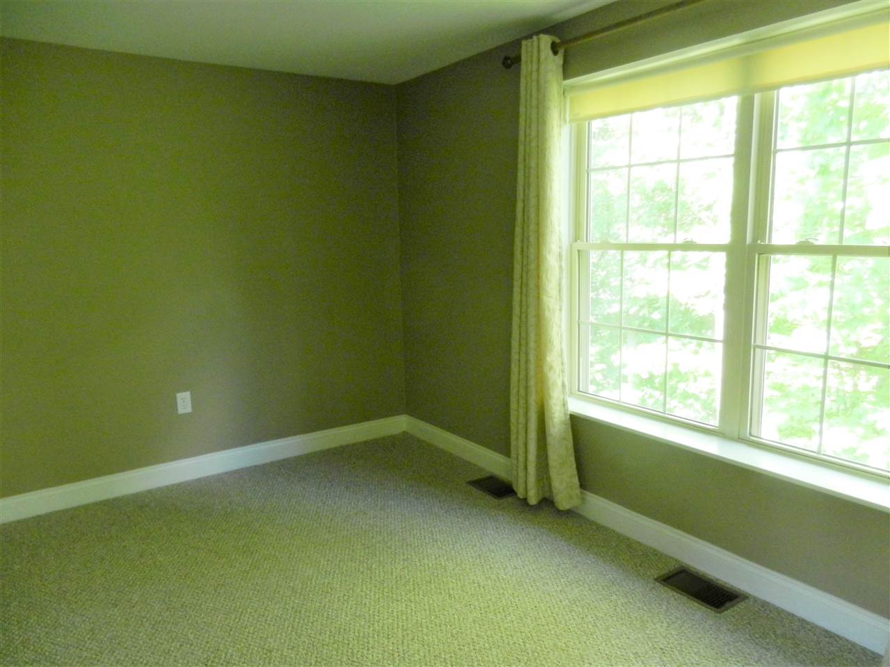 299 Mt Support Road, Unit 12 REED COURT Lebanon, NH 03766 - Photo 9 of 18 Gallery Image 9