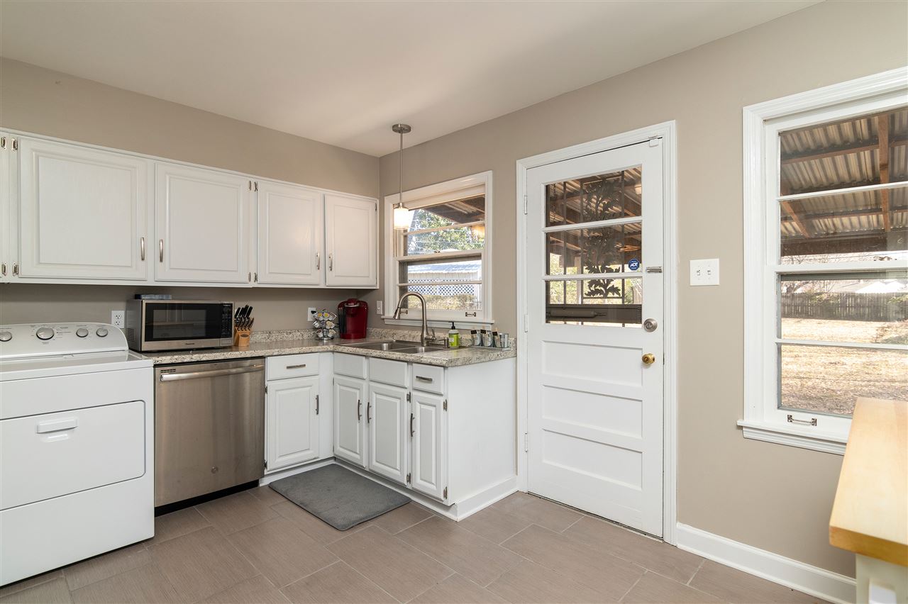 1436 Woodston Road Memphis, TN 38117 - Photo 8 of 22