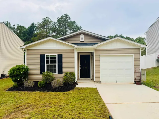 $209,900 | 240 Cotton Creek Drive, Spartanburg, SC 29302