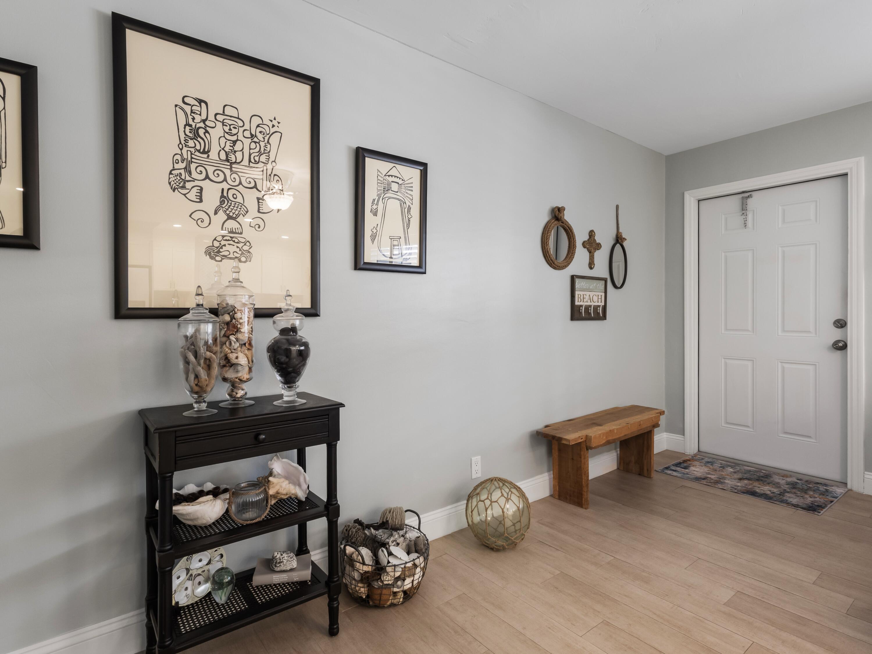 2753 Northeast 28th Street, Unit 2E Lighthouse Point, FL 33064 - Photo 2 of 13 Entry