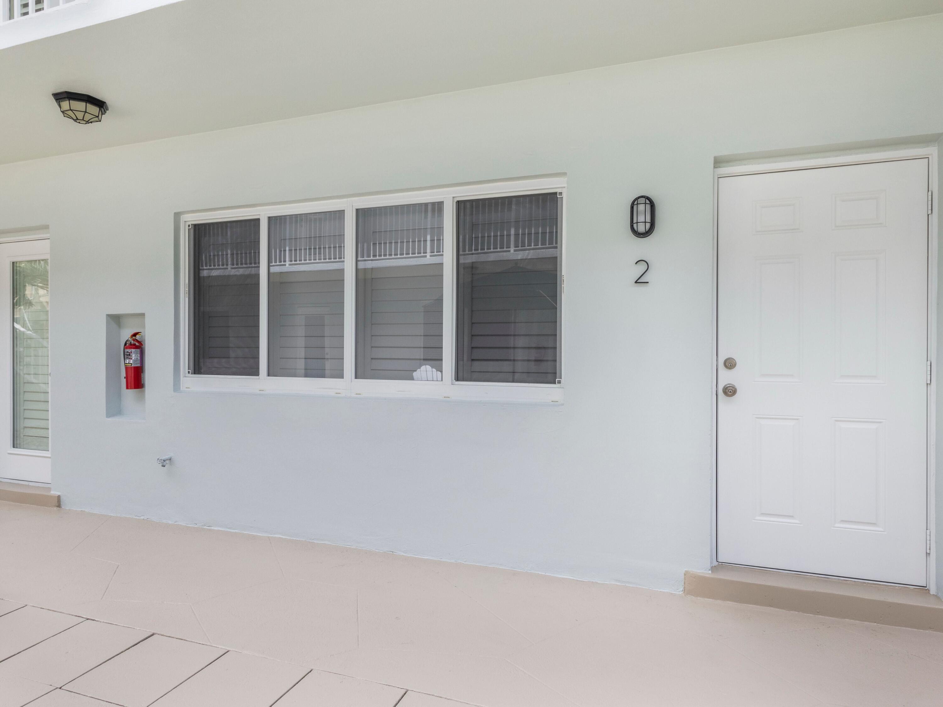 2753 Northeast 28th Street, Unit 2E Lighthouse Point, FL 33064 - Photo 10 of 13 LH Front