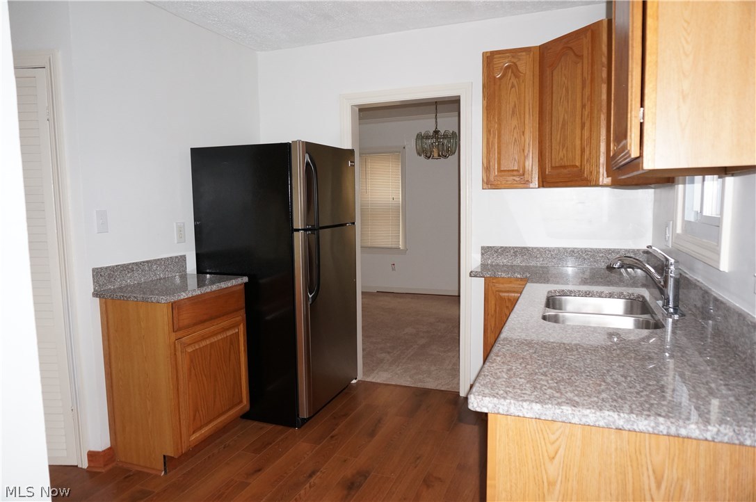 2176 Cranston Road Cleveland, OH 44118 - Photo 5 of 17