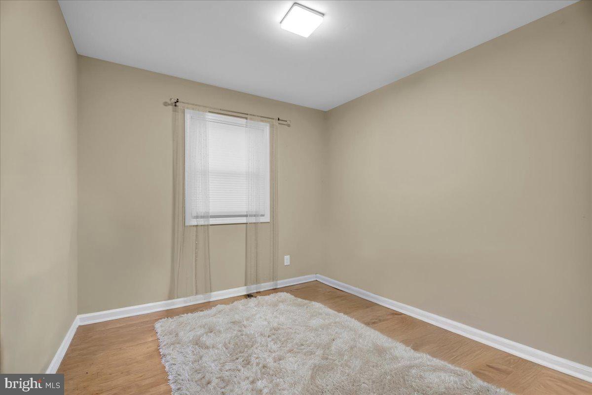 635 Raritan Avenue Atco, NJ 08004 - Photo 21 of 31 3rd Bedroom