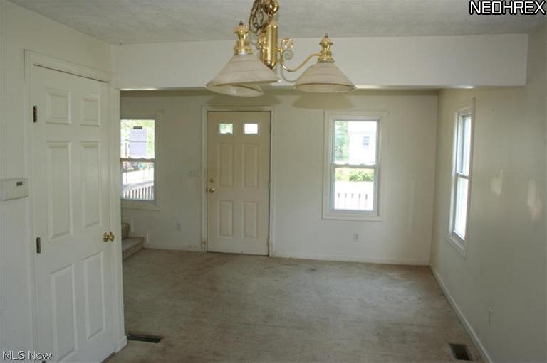 308 Jarvis Road Akron, OH 44319 - Photo 2 of 11 Gallery Image 2
